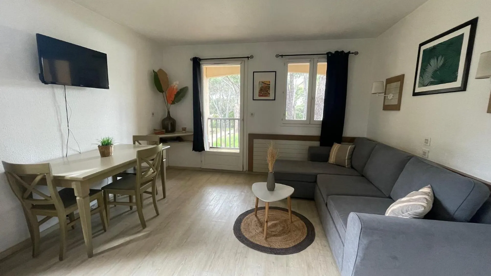 Appartement Piscine Et Pinede - Wifi Saint-Raphael